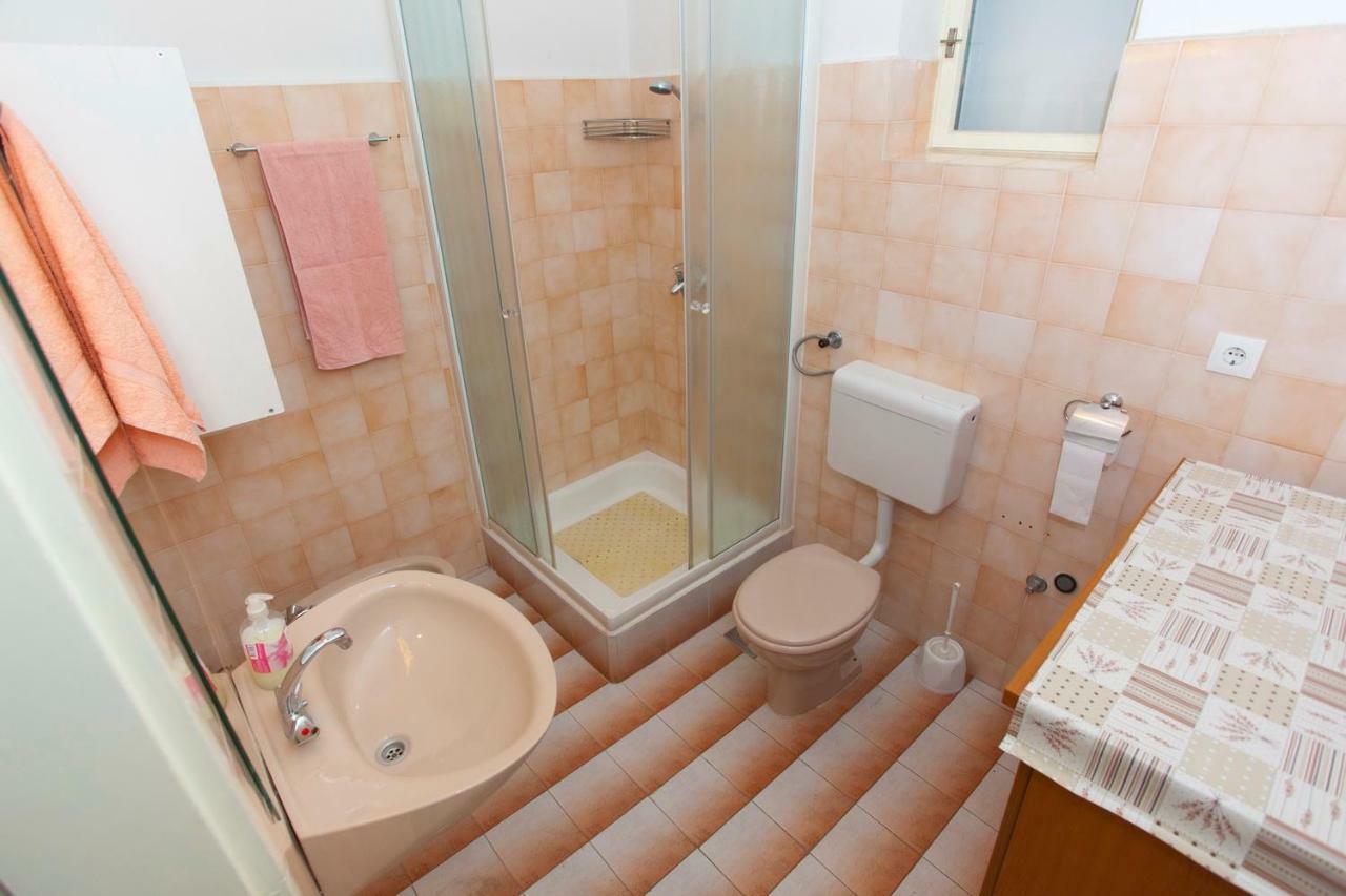Apartmani Ruza Makarska Ngoại thất bức ảnh