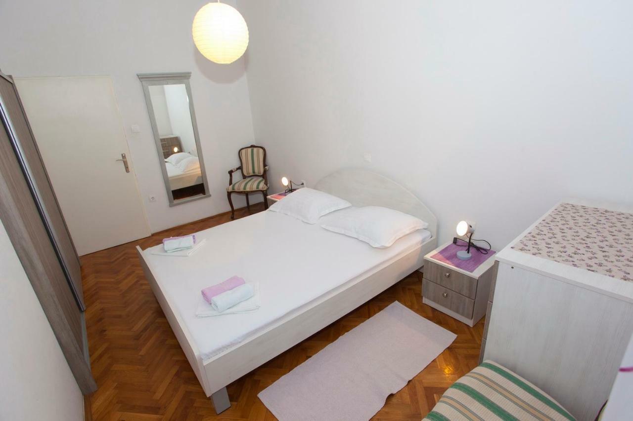 Apartmani Ruza Makarska Ngoại thất bức ảnh