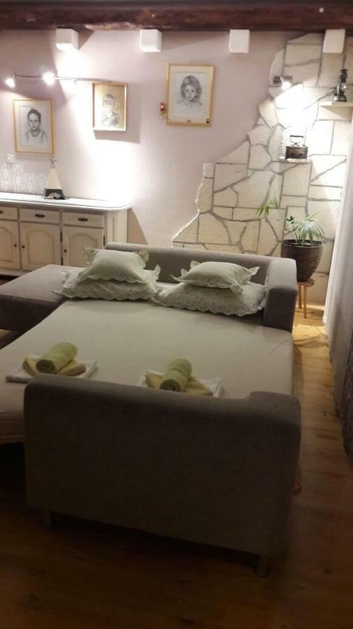 Apartmani Ruza Makarska Ngoại thất bức ảnh