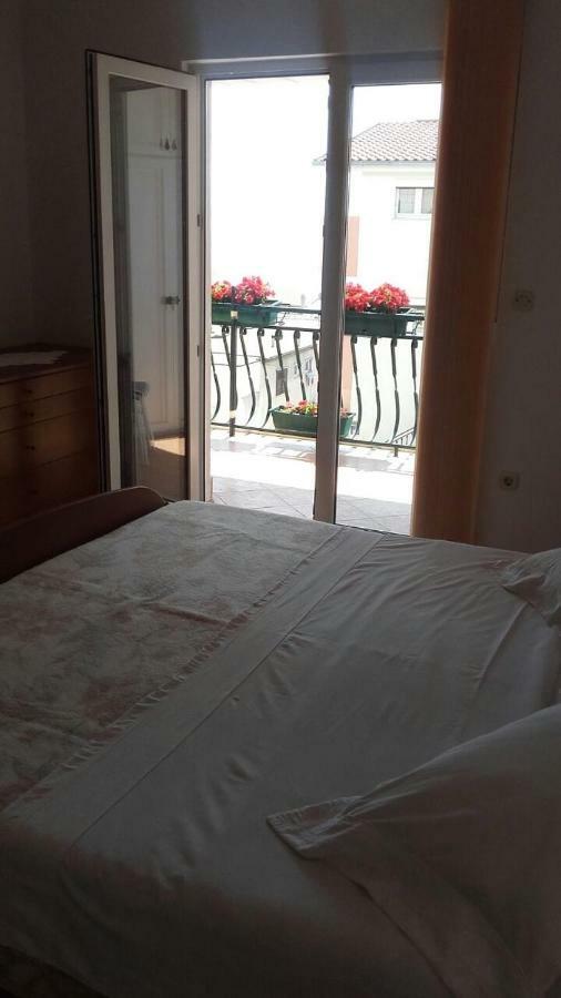 Apartmani Ruza Makarska Ngoại thất bức ảnh