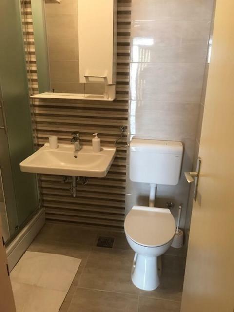 Apartmani Ruza Makarska Ngoại thất bức ảnh
